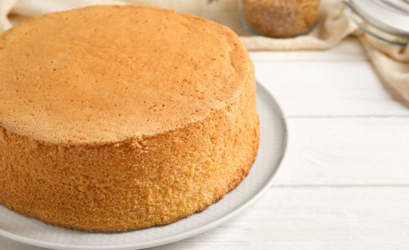 Easy Vanilla Sponge Cake