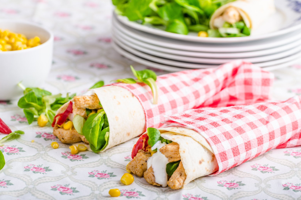 Quick Wraps with Chicken Filling